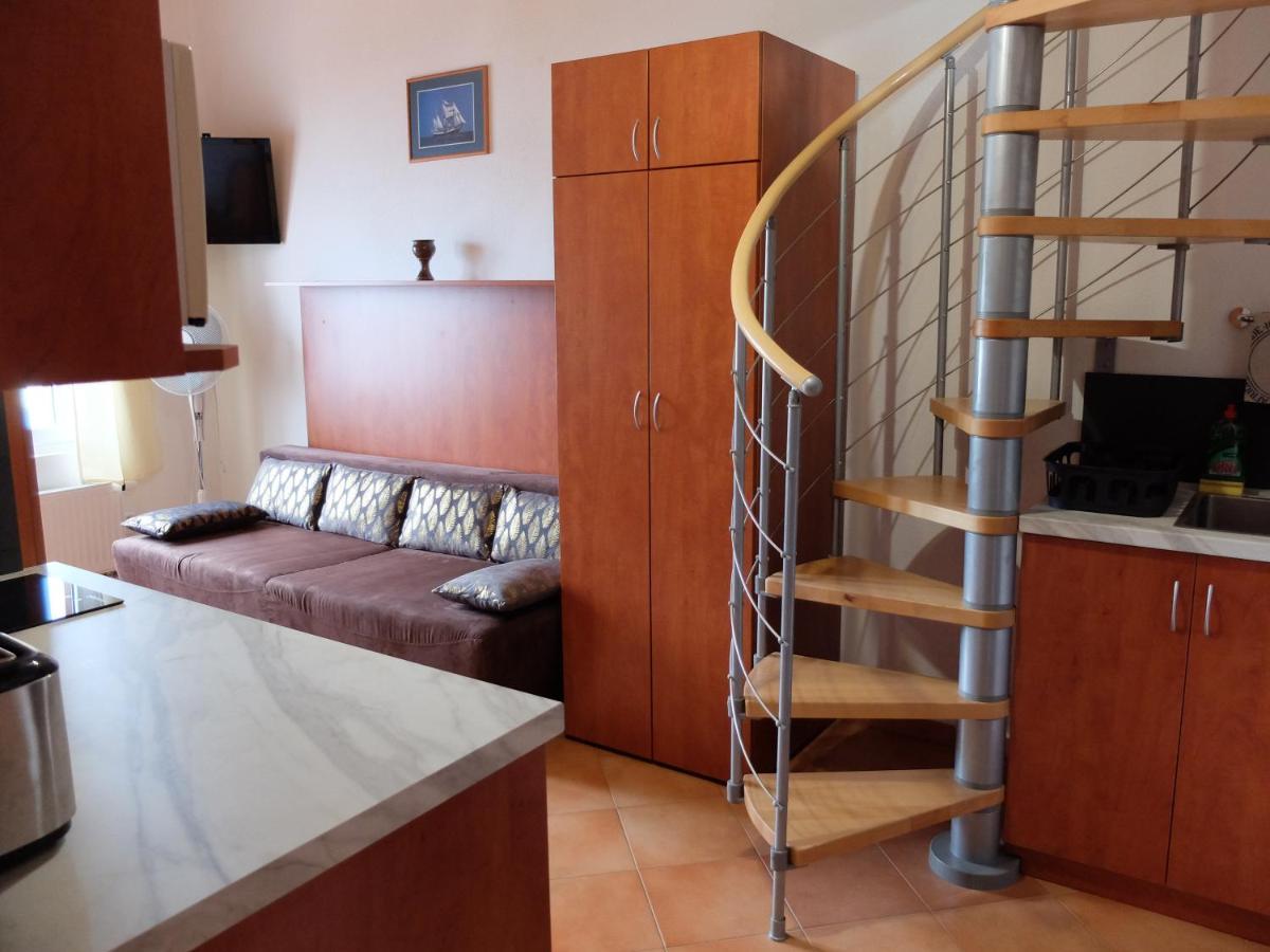 Apartments Sunce Brna Exterior photo